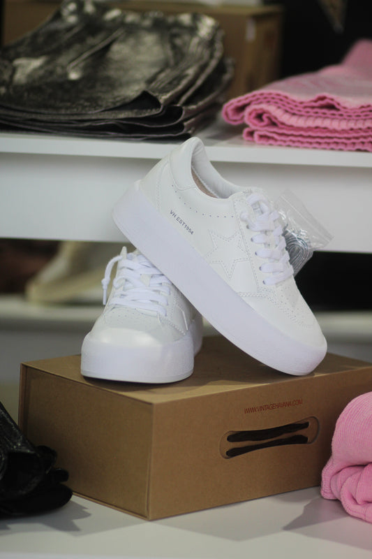 Vintage Havana Chunky All White Sneaker